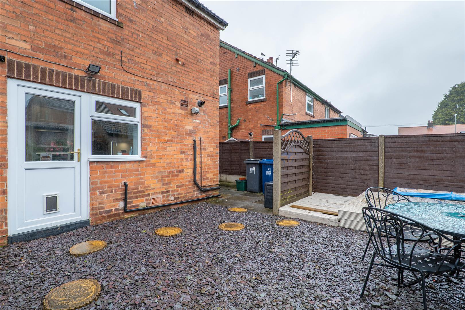 Devon Close, Preston